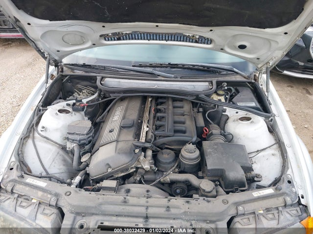 2000 BMW 3 SERIES 328CI VIN: WBABM5343YJP02633