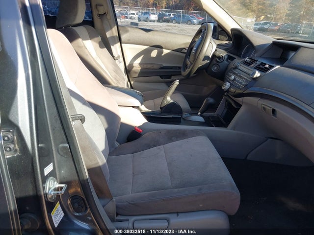 2009 HONDA ACCORD 2.4 LX-P VIN: 1HGCP26499A127160