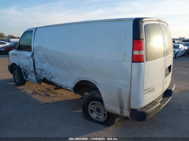 2011 CHEVROLET EXPRESS 2500 WORK VAN VIN: 1GCWGFBAXB1115524