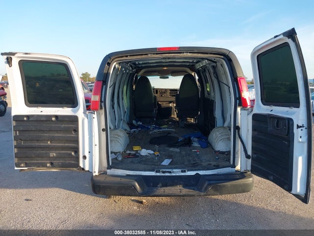 2011 CHEVROLET EXPRESS 2500 WORK VAN VIN: 1GCWGFBAXB1115524