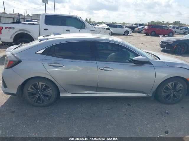 Honda CIVIC EX 2018 SHHFK7H59JU210062 Image 13