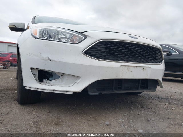 2015 FORD FOCUS SE VIN: 1FADP3F27FL217002