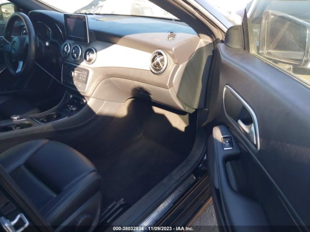 WDDSJ4GB2GN351581 Mercedes-Benz CLA 250 4MATIC