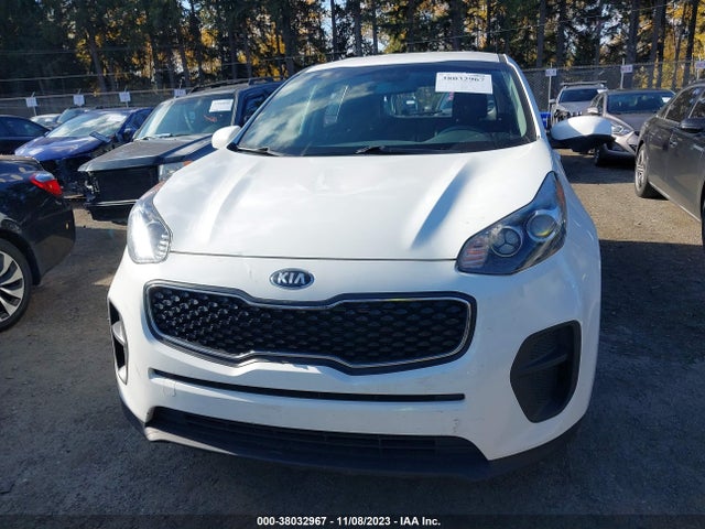 2018 KIA SPORTAGE LX VIN: KNDPM3AC9J7470016