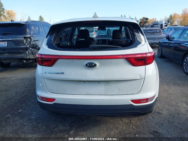2018 KIA SPORTAGE LX VIN: KNDPM3AC9J7470016