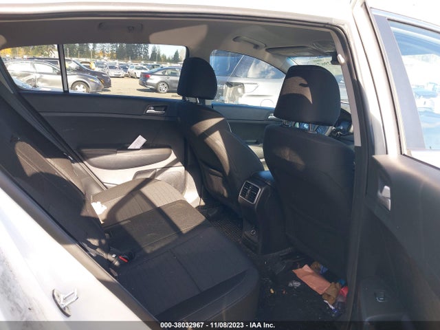 2018 KIA SPORTAGE LX VIN: KNDPM3AC9J7470016