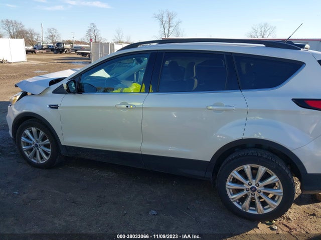 2019 FORD ESCAPE SEL VIN: 1FMCU9HD2KUC48755