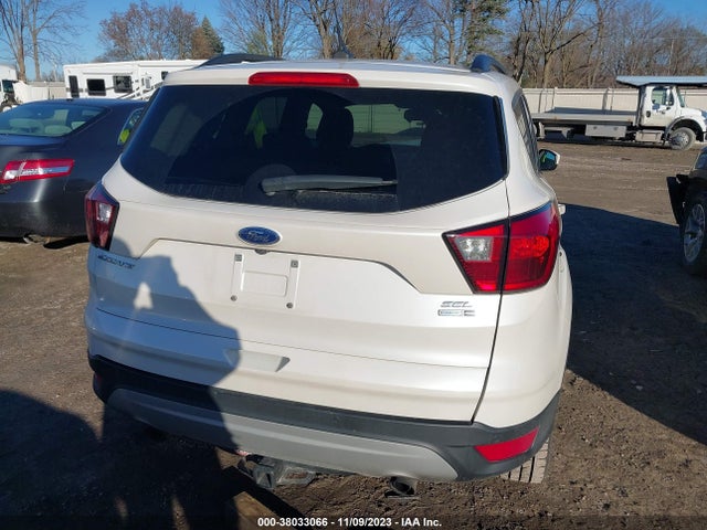 2019 FORD ESCAPE SEL VIN: 1FMCU9HD2KUC48755