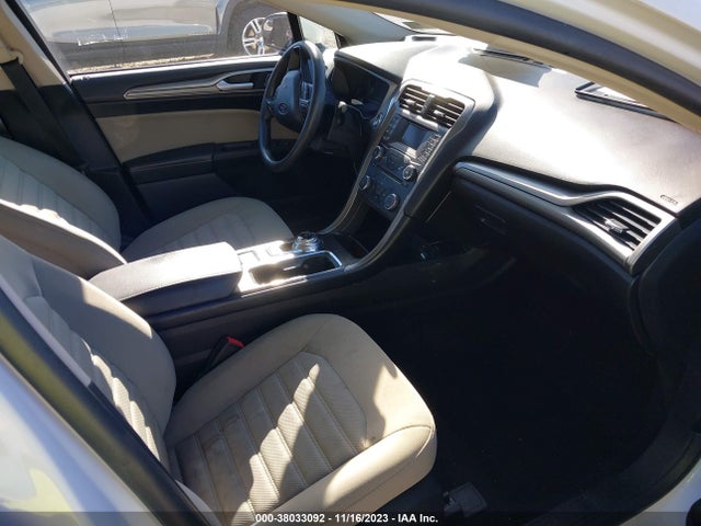 3FA6P0G73JR128703 Ford FUSION S