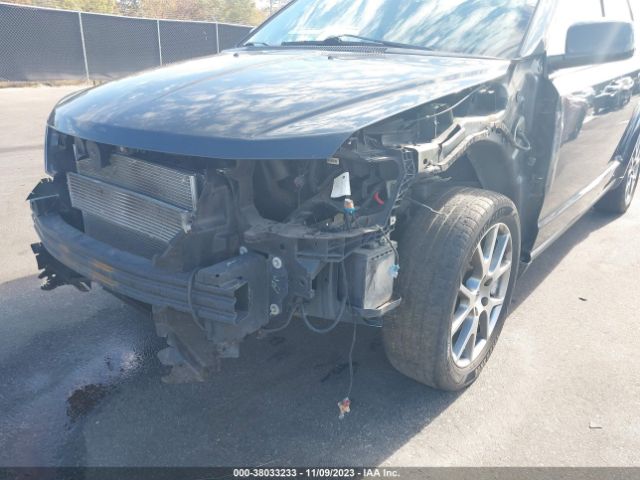 3C4PDCEG7JT379920 Dodge JOURNEY GT