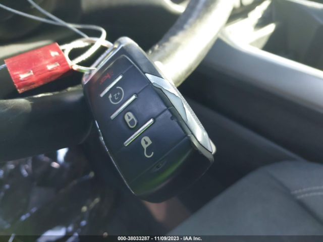 2019 RAM 1500 1C6SRFMT5KN570661 Photo 10