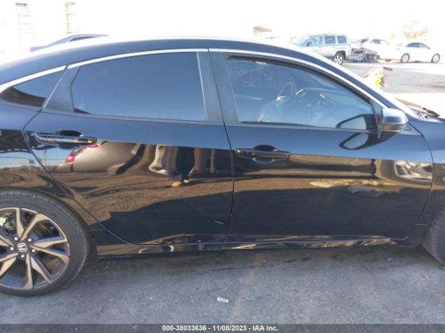 2HGFC2F86KH548031 Honda Civic Sport