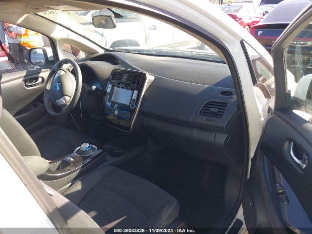 1N4BZ0CP9HC307268 Nissan LEAF SV
