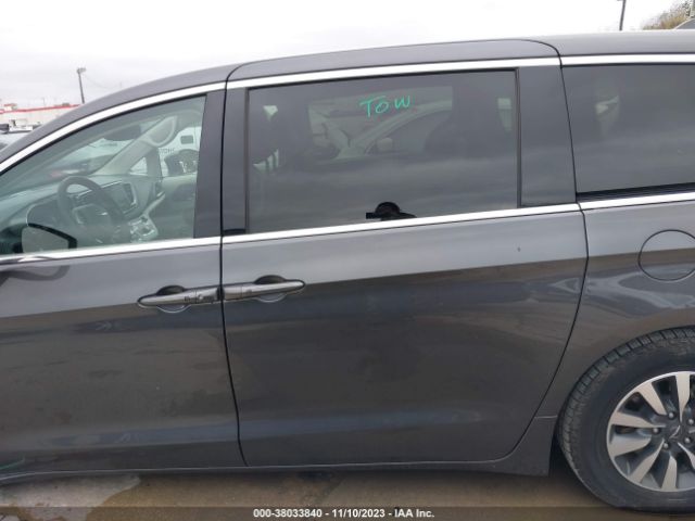 2C4RC1L76NR161169 Chrysler Pacifica Hybrid Touring L