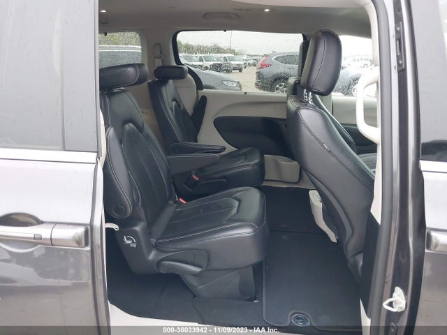 Chrysler Pacifica Touring L 2022 аукцион фото