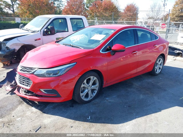 Chevrolet Cruze Premier Auto 2018 1G1BF5SM5J7169727 Image 2