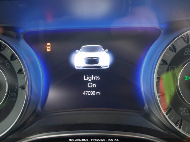 Chrysler 300 Limited 2019 2C3CCAEGXKH527921 Image 16