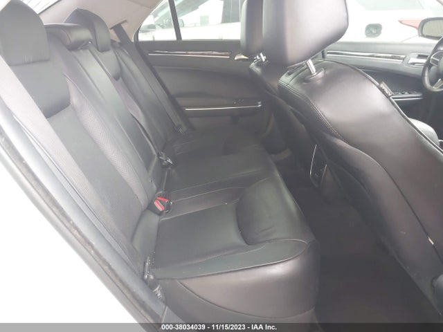 Chrysler 300 Limited 2019 2C3CCAEGXKH527921 Image 8
