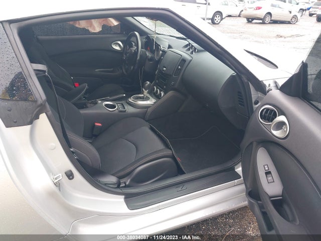 Nissan 370Z 2016 JN1AZ4EH3GM937558 Image 5