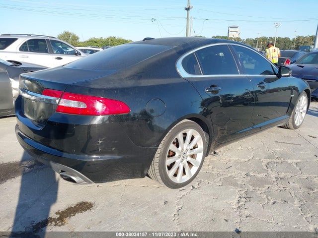 2010 JAGUAR XF SAJWA0GB1ALR55020 Photo 3