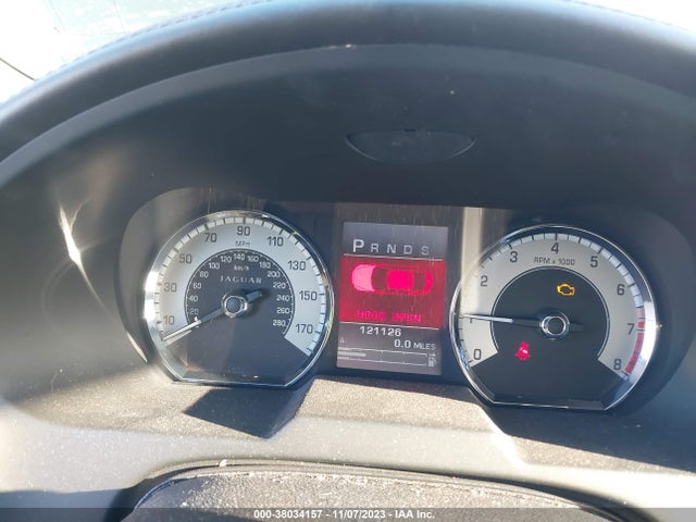 2010 JAGUAR XF SAJWA0GB1ALR55020 Photo 6
