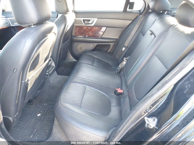 2010 JAGUAR XF SAJWA0GB1ALR55020 Photo 7