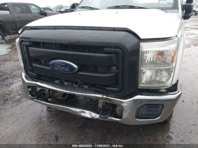 1FT7W3AT2FEA83918 Ford F-350 Xl