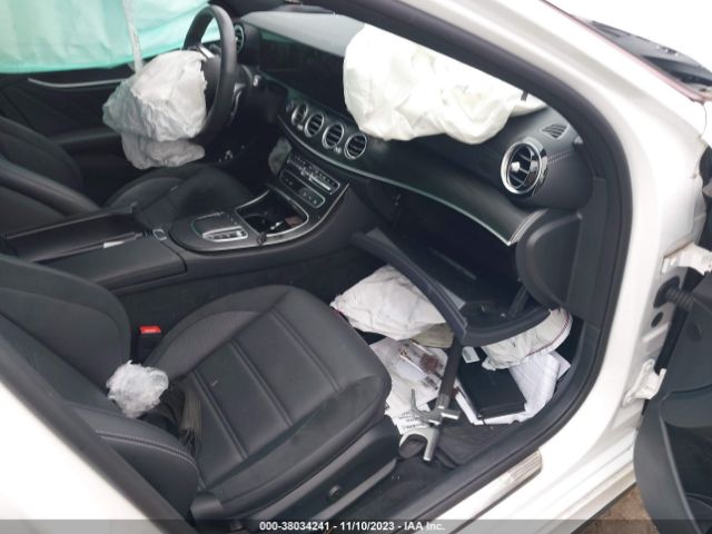 2022 MERCEDES-BENZ AMG E 53 W1KZF6BB1NB089571 Photo 4