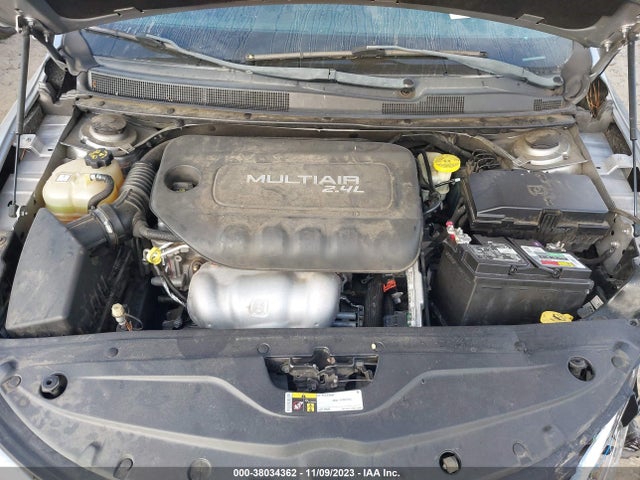 Chrysler 200 Limited Platinum 2017 1C3CCCAB4HN500719 Image 10