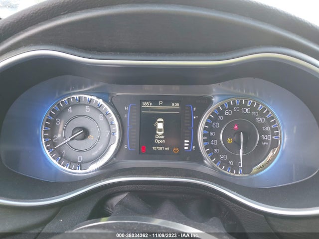 Chrysler 200 Limited Platinum 2017 1C3CCCAB4HN500719 Image 7
