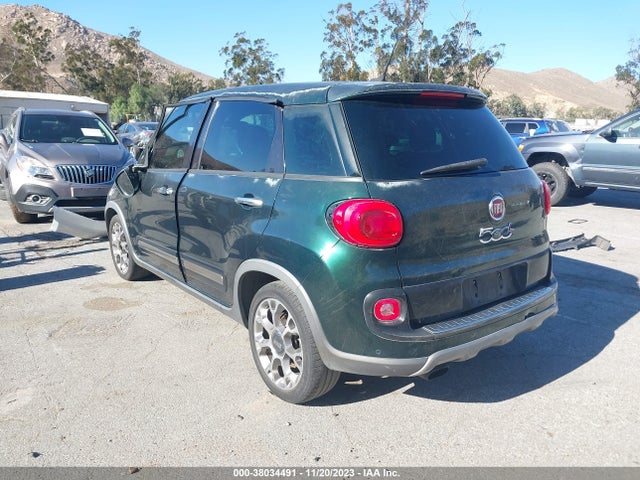 2014 FIAT 500L ZFBCFADH4EZ018590 Photo 2