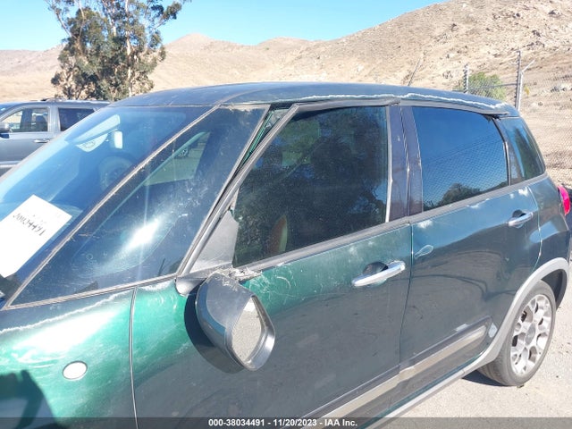 2014 FIAT 500L ZFBCFADH4EZ018590 Photo 5