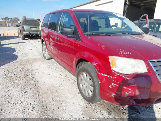 2008 CHRYSLER TOWN & COUNTRY LX VIN: 2A8HR44H88R617382