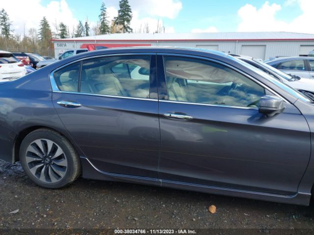 JHMCR6F70HC018260 Honda Accord Hybrid Touring