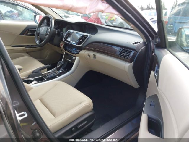 JHMCR6F70HC018260 Honda Accord Hybrid Touring