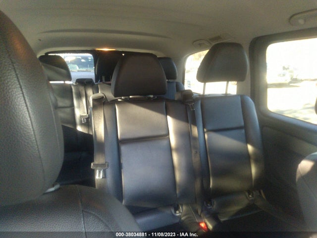 WD4PG2EE6J3384043 Mercedes-Benz METRIS PASSENGER VAN