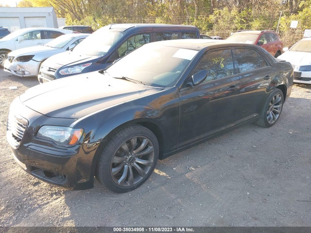 2014 CHRYSLER 300 S VIN: 2C3CCABG7EH323747