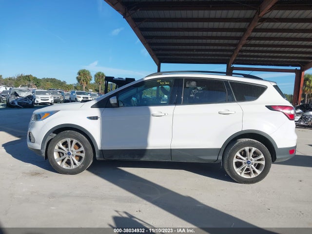 2018 FORD ESCAPE SE VIN: 1FMCU0GD4JUC40930