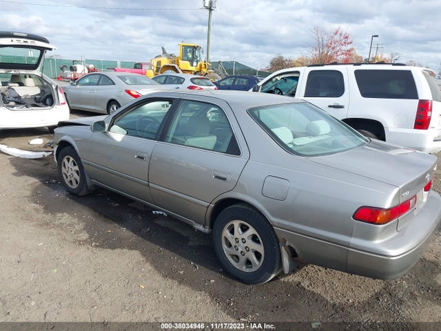 1999 Toyota Camry Le V6 მანქანა იყიდება აუქციონზე, vin: JT2BF22K9X0178686, აუქციონის ნომერი: 38034946