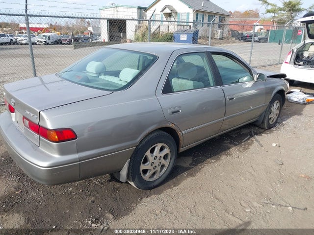 1999 Toyota Camry Le V6 მანქანა იყიდება აუქციონზე, vin: JT2BF22K9X0178686, აუქციონის ნომერი: 38034946