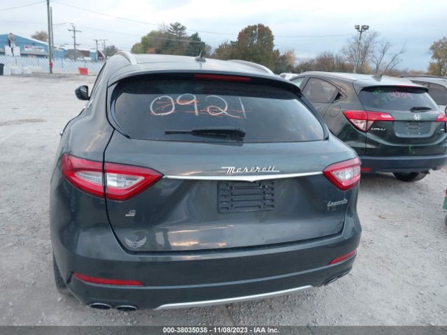 ZN661YULXHX243794 Maserati LEVANTE S