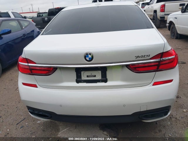 BMW 7 Series 740i 2016 WBA7E2C55GG503959 Image 15