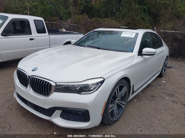 BMW 7 Series 740i 2016 WBA7E2C55GG503959 Image 2