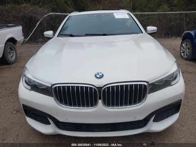 BMW 7 Series 740i 2016 WBA7E2C55GG503959 Image 6