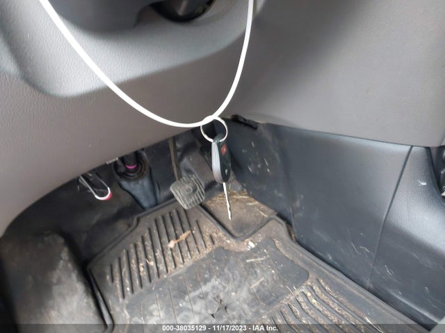 Nissan NV200 SV 2018 3N6CM0KN6JK703247 Image 11
