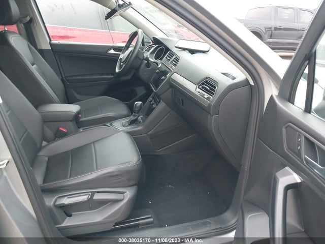3VV3B7AX2MM071992 Volkswagen Tiguan Se/se R-line Black/sel