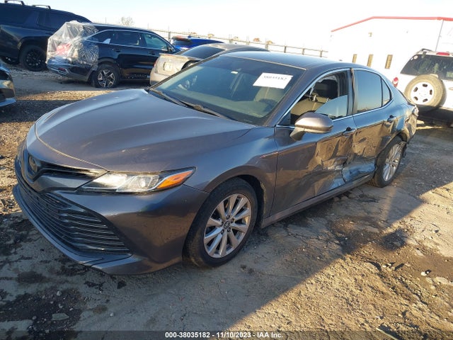 Toyota CAMRY LE 2019 4T1B11HK8KU775204 Image 2