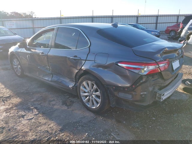 Toyota CAMRY LE 2019 4T1B11HK8KU775204 Image 3