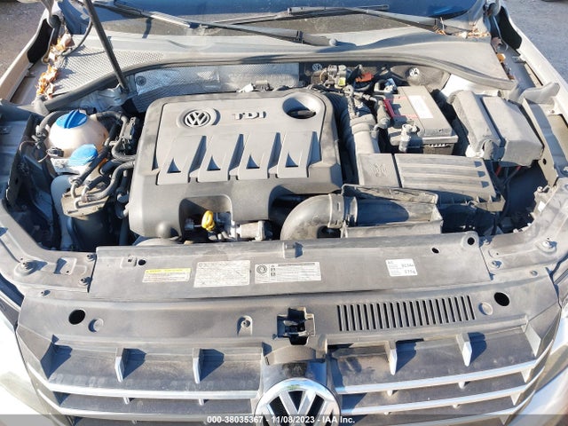 1VWBN7A37EC094862 Volkswagen Passat 2.0l Tdi Se