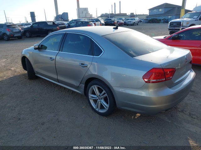 1VWBN7A37EC094862 Volkswagen Passat 2.0l Tdi Se